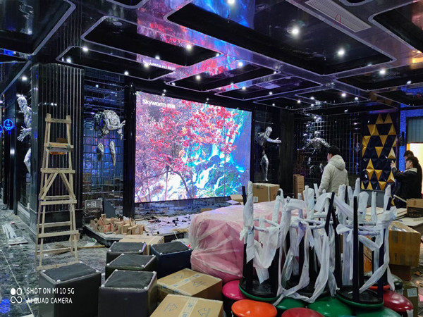 惠州市室内P2.5全彩显示屏